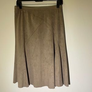 Elie Tahari faux suede a line skirt knee length elastic waist band